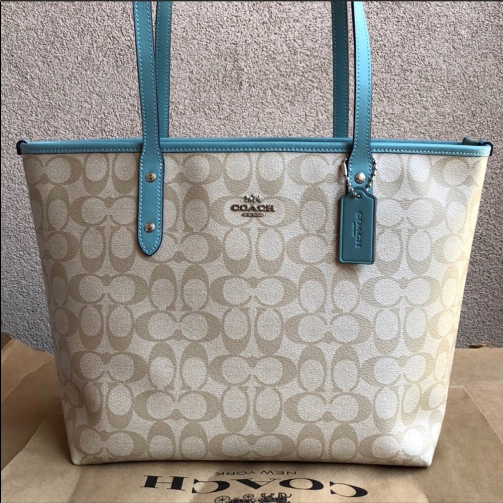 Coach tote